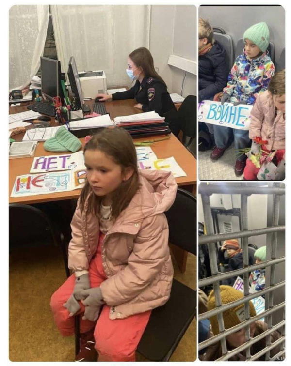 Enfants protestant contre la guerre en Russie